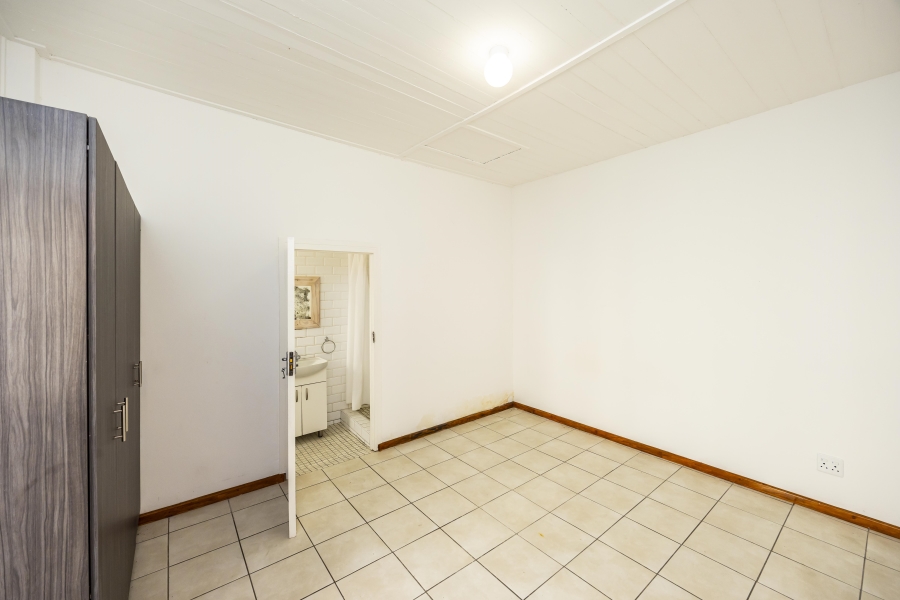 6 Bedroom Property for Sale in Quigney Eastern Cape